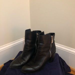 Kenneth Cole Black Heeled Booties